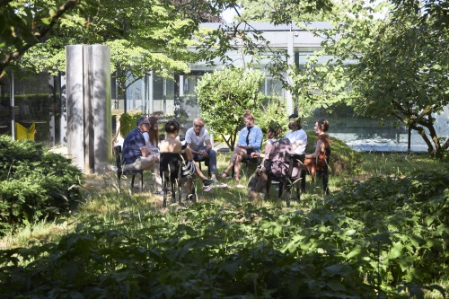 Wir möchten Sie ganz herzlich einladen zu unserer Abschlussveranstaltung des Workshops SOMETHING BORROWED - Kreislaufwirtschaft am 07. März 2024 um 17 Uhr im Schauspielhaus und zukünftigen Pina Bausch Zentrum Bundesallee 260, 42103 Wuppertal . - Bild 2